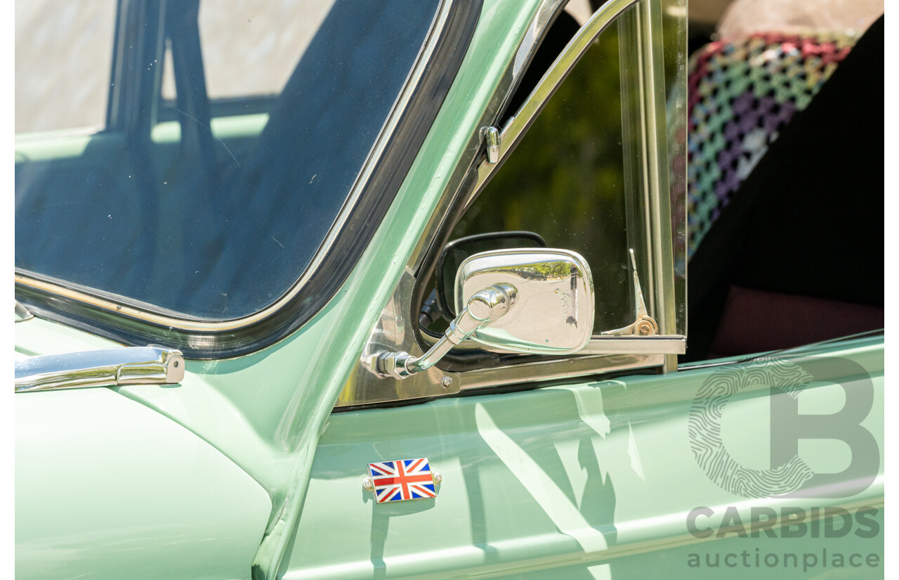 1/1959 Morris Minor 1000 Series III Light Pastel Green Datsun 1.2L - Engineered