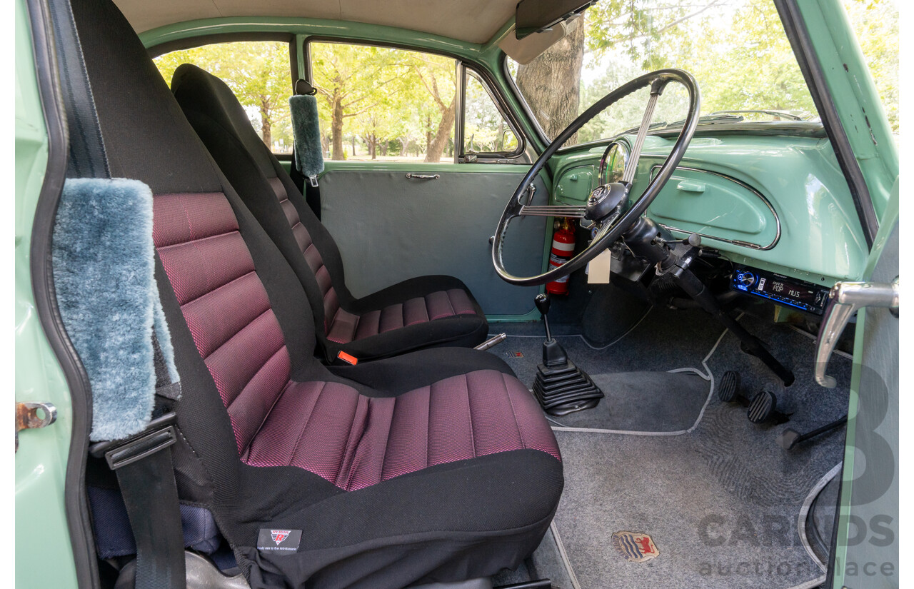 1/1959 Morris Minor 1000 Series III Light Pastel Green Datsun 1.2L - Engineered