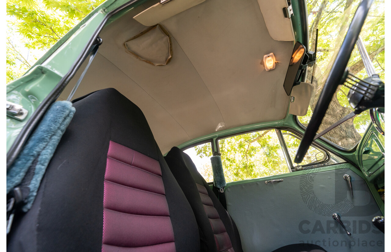 1/1959 Morris Minor 1000 Series III Light Pastel Green Datsun 1.2L - Engineered