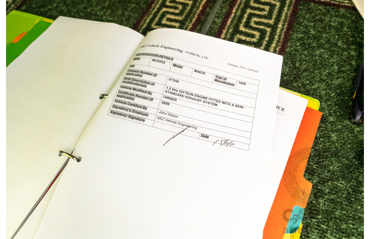 1/1959 Morris Minor 1000 Series III Light Pastel Green Datsun 1.2L - Engineered