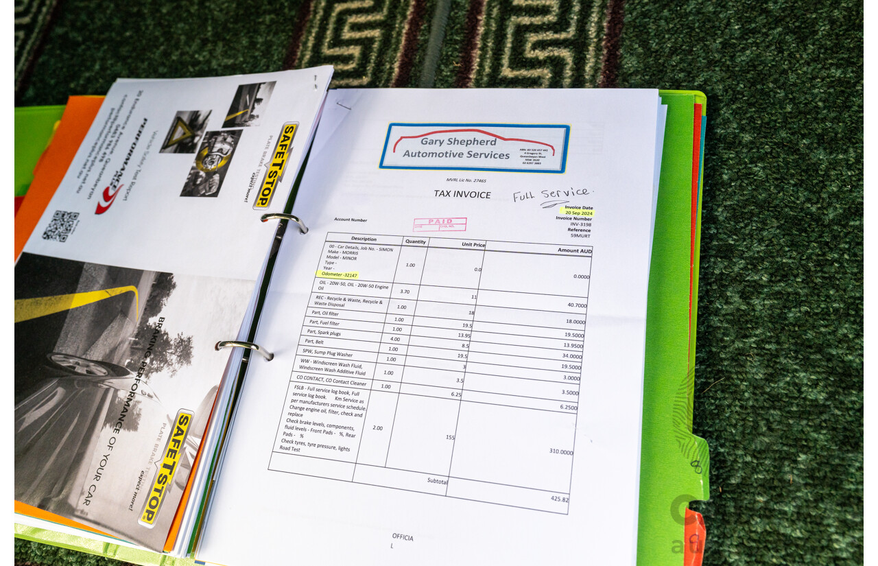 1/1959 Morris Minor 1000 Series III Light Pastel Green Datsun 1.2L - Engineered