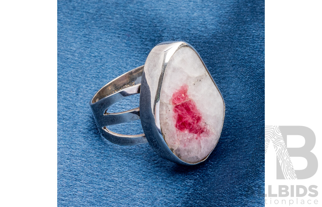 925 Sterling Silver Ring with Strawberry Quartz - Size S