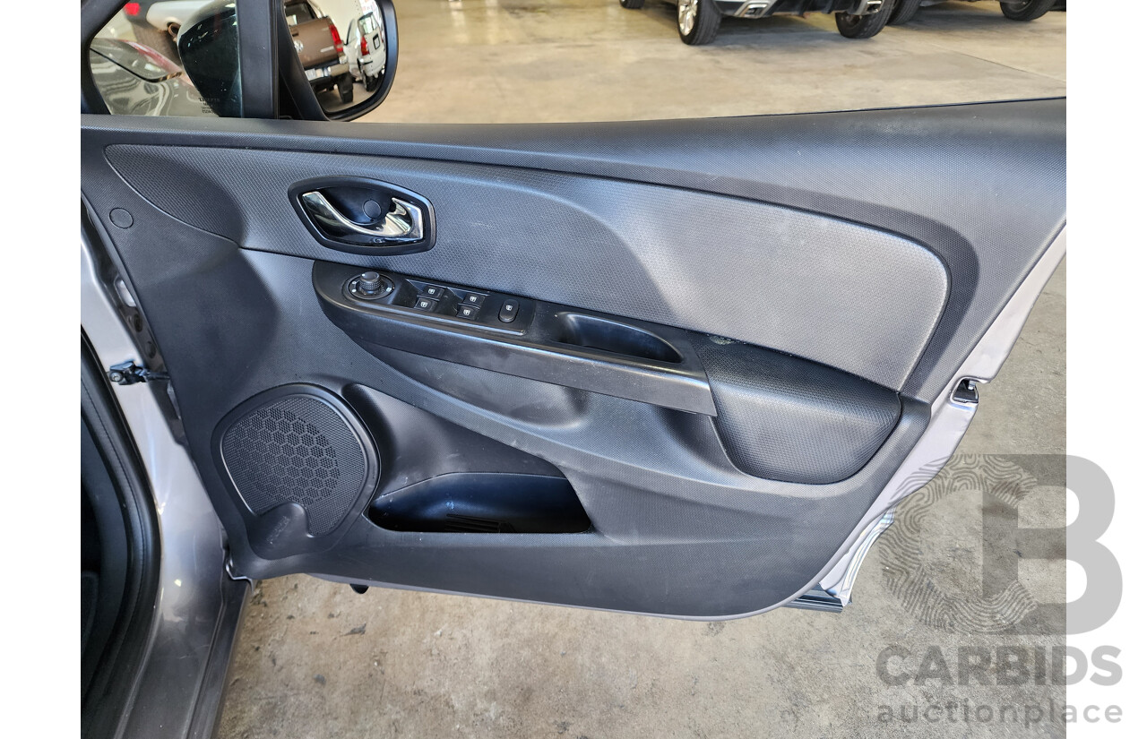 6/2014 Renault Clio Expression X98 5d Hatchback Grey 1.2L