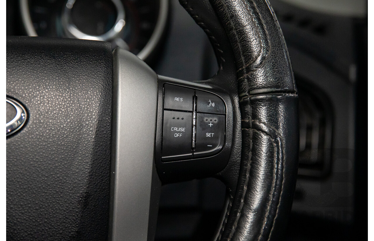 10/2016 Mahindra XUV500 (FWD) MY16 4d Wagon Diamond White Turbo Diesel 2.2L