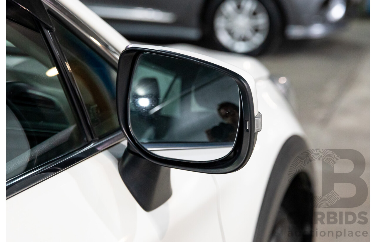 01/2018 Subaru Outback 2.5i Premium (AWD) MY18 4d Wagon Crystal White Pearl 2.5L