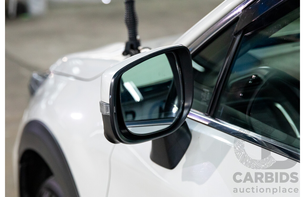 01/2018 Subaru Outback 2.5i Premium (AWD) MY18 4d Wagon Crystal White Pearl 2.5L