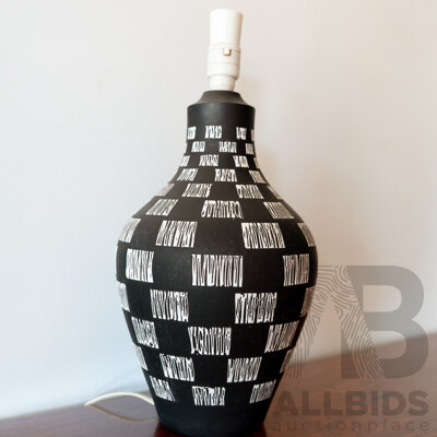 Vintage Black and White Checkered Ceramic Table Lamp