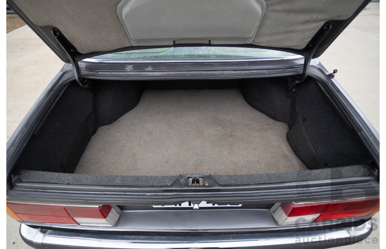 1/1988 BMW 635 CSi (RWD) 2D Coupe Delphin Metallic Grey 3.4L