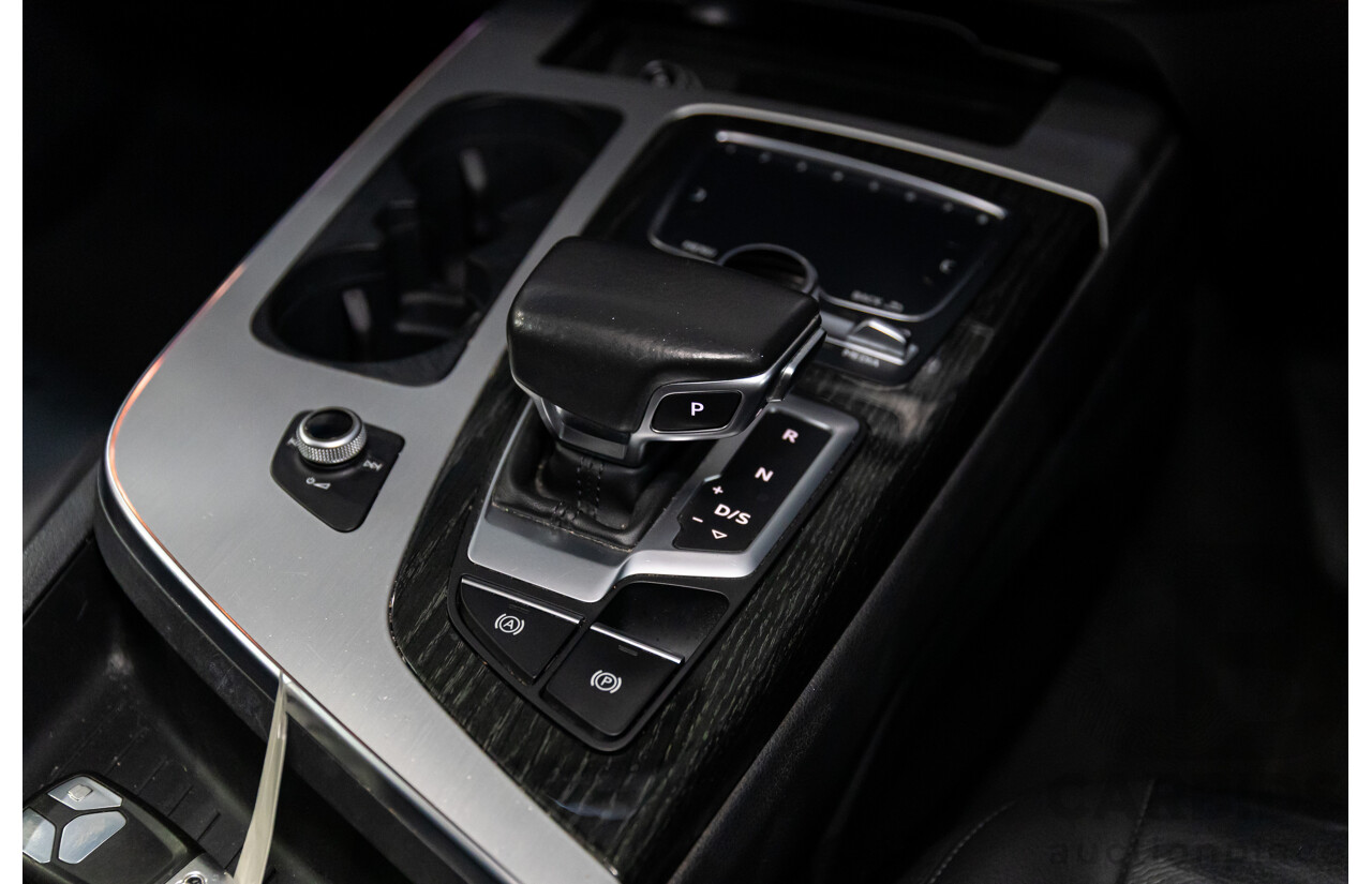 08/2018 Audi Q7 3.0 TDI Quattro (160kW AWD) 4M MY18 4d Wagon Carrara White Turbo Diesel V6 3.0L - 7 Seater