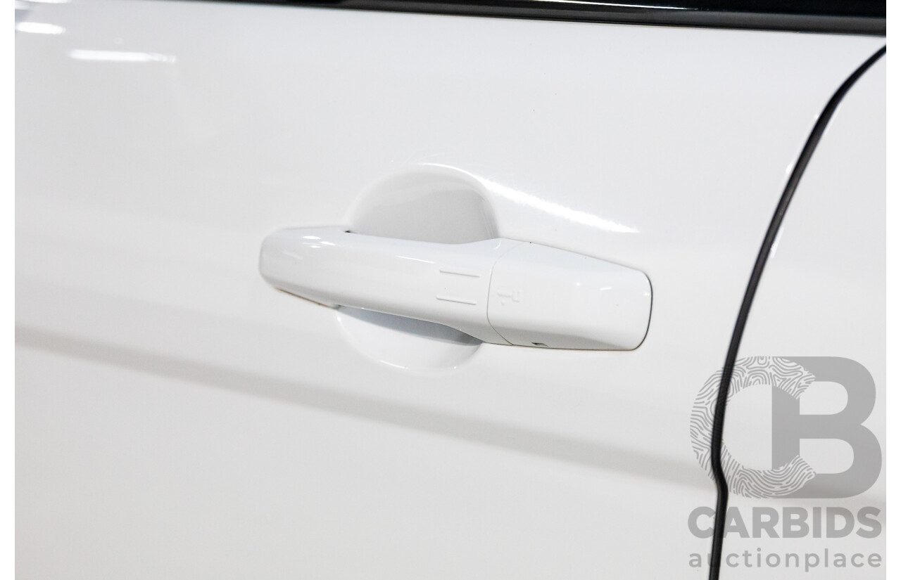 1/2013 Range Rover Evoque TD4 Pure LV MY13 5d Wagon Fuji White Turbo Diesel 2.2L