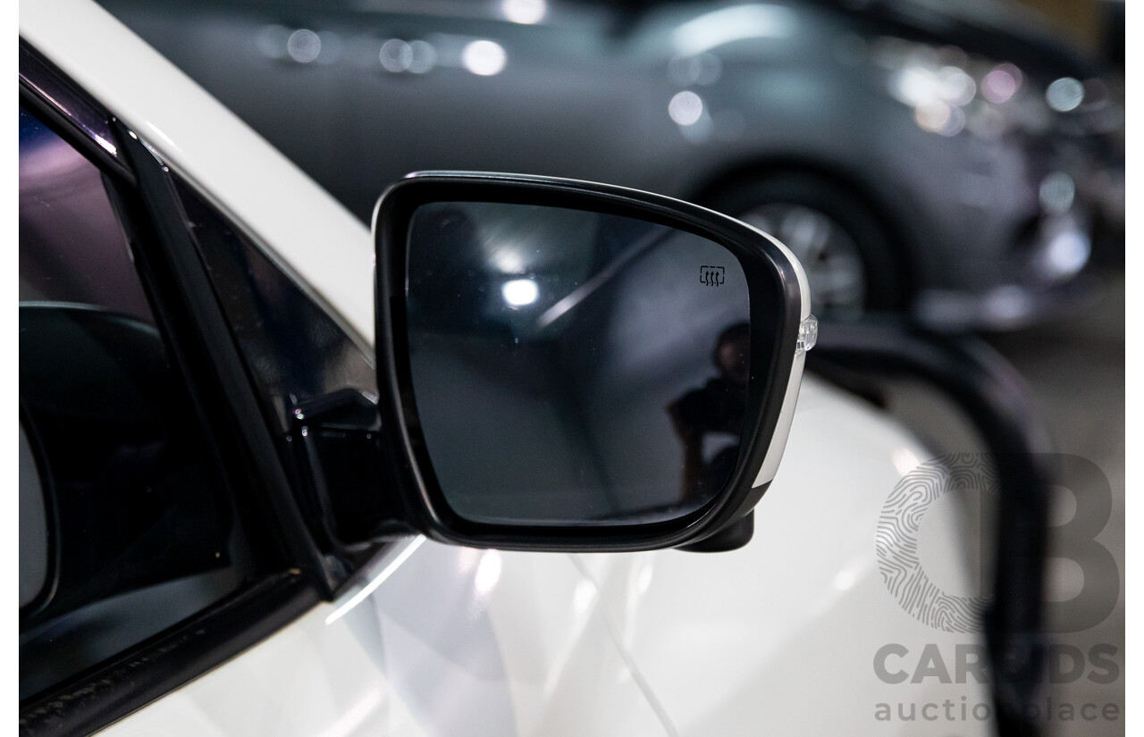 06/2020 Nissan Pathfinder ST (FWD) R52 MY19 SERIES III 4d Wagon Ivory White Pearl V6 3.5L