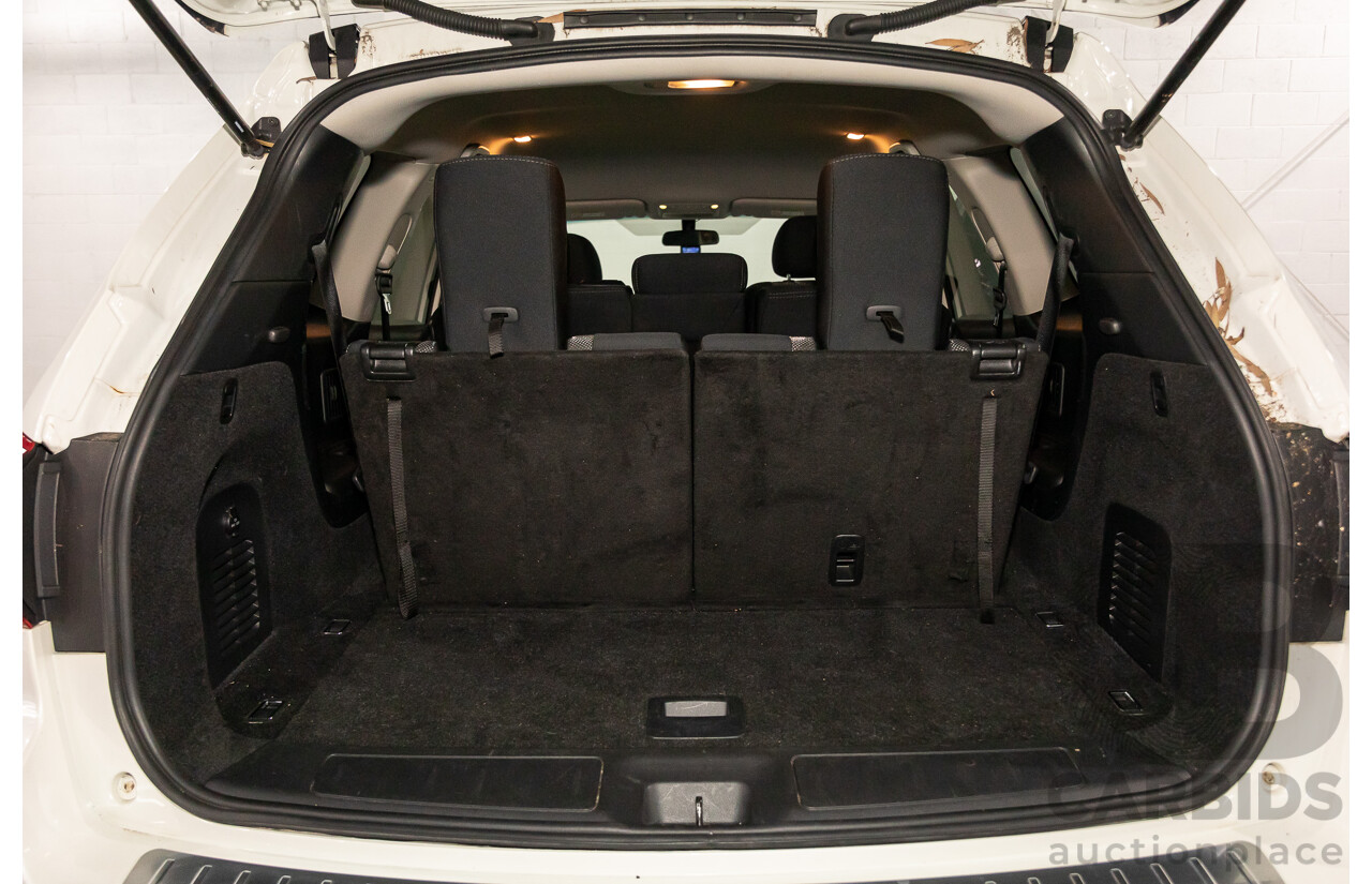 06/2020 Nissan Pathfinder ST (FWD) R52 MY19 SERIES III 4d Wagon Ivory White Pearl V6 3.5L