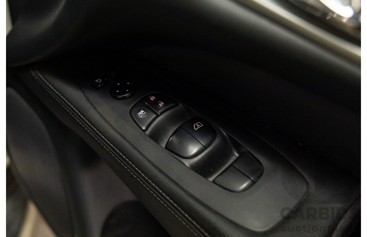 06/2020 Nissan Pathfinder ST (FWD) R52 MY19 Series III 4d Wagon Ivory White Pearl V6 3.5L - 7 Seater