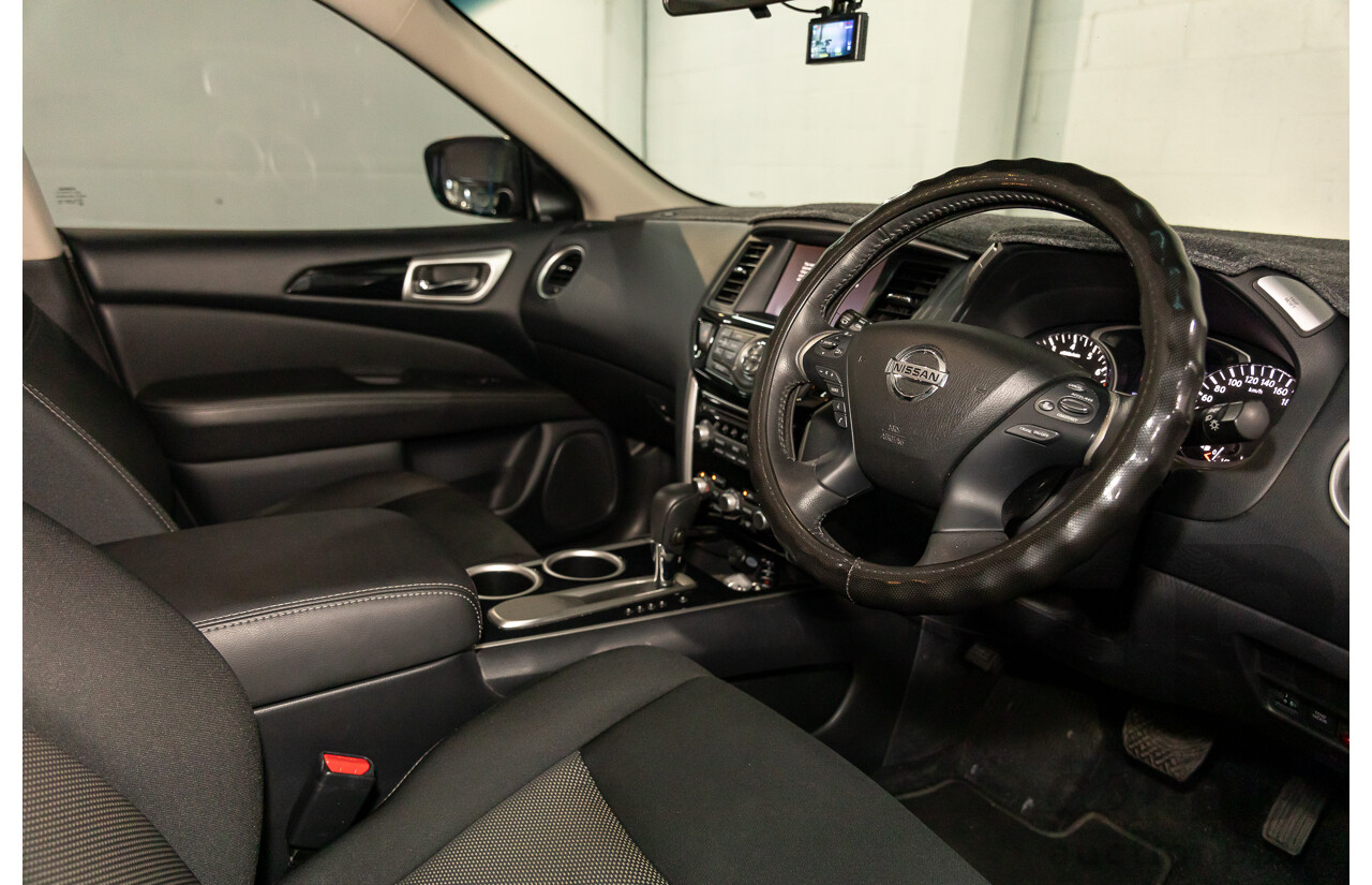 06/2020 Nissan Pathfinder ST (FWD) R52 MY19 Series III 4d Wagon Ivory White Pearl V6 3.5L - 7 Seater