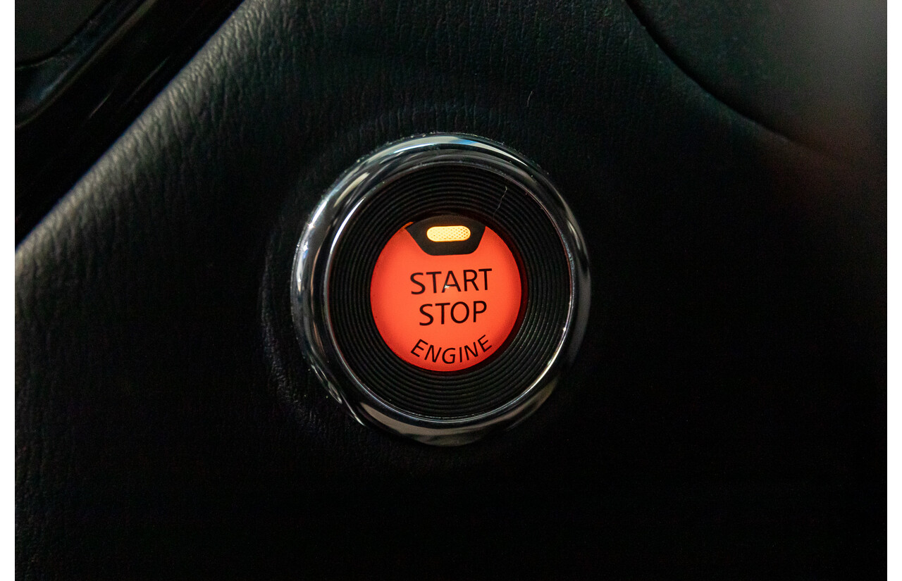 06/2020 Nissan Pathfinder ST (FWD) R52 MY19 Series III 4d Wagon Ivory White Pearl V6 3.5L - 7 Seater