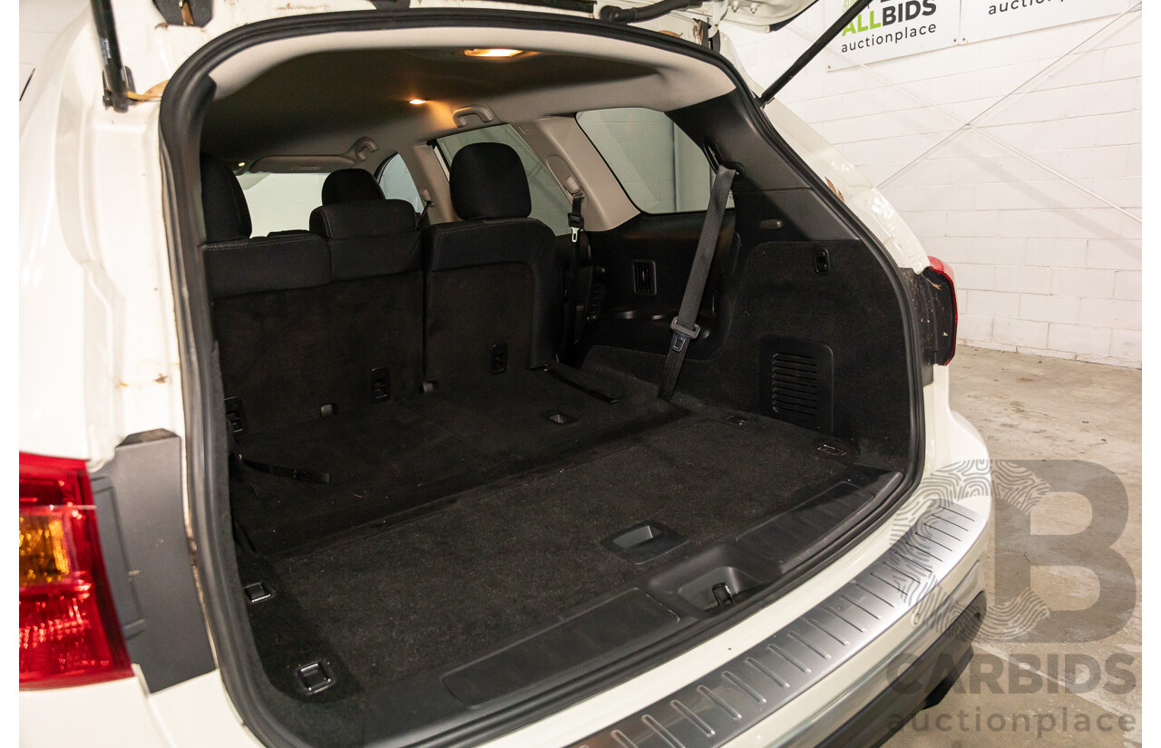 06/2020 Nissan Pathfinder ST (FWD) R52 MY19 Series III 4d Wagon Ivory White Pearl V6 3.5L - 7 Seater