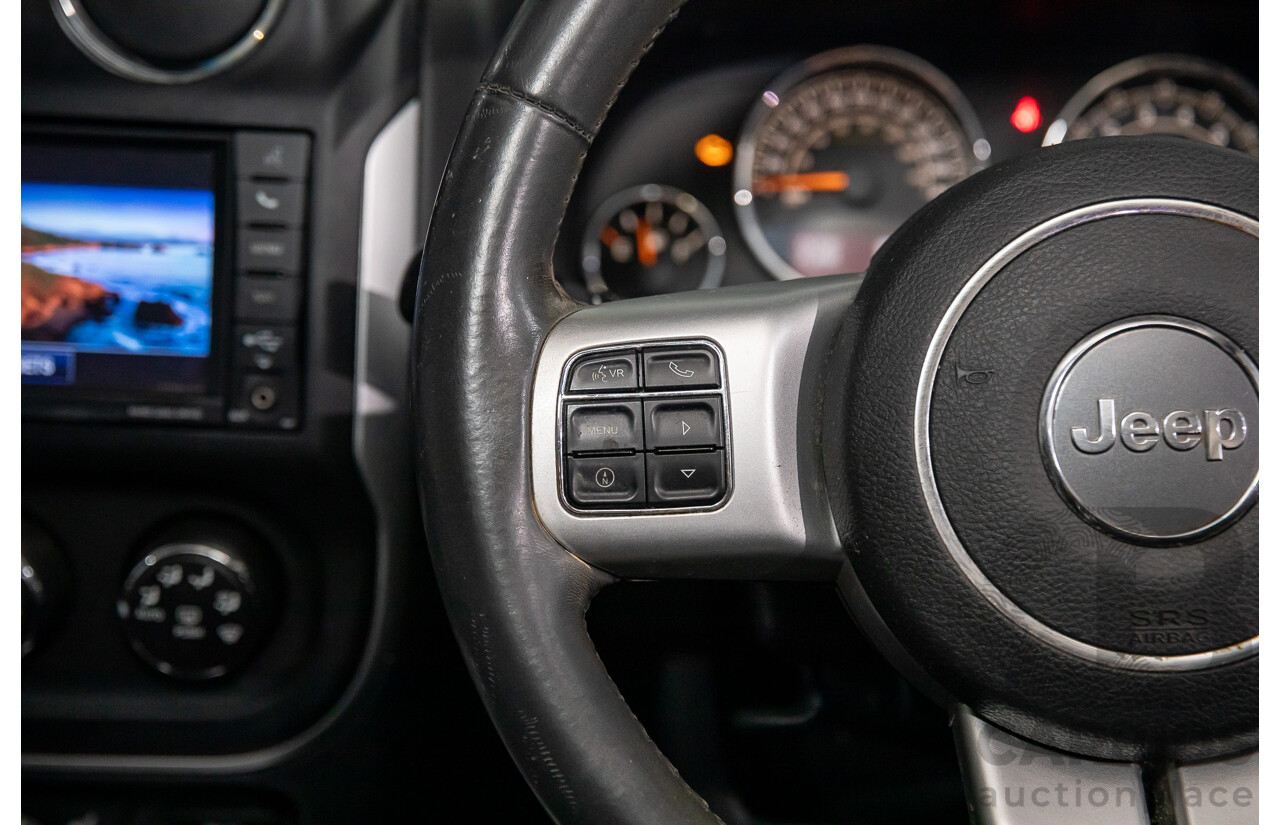 03/2016 Jeep Compass Limited (4x4) MK MY15 4d Wagon Brilliant Black Crystal Pearl 2.4L