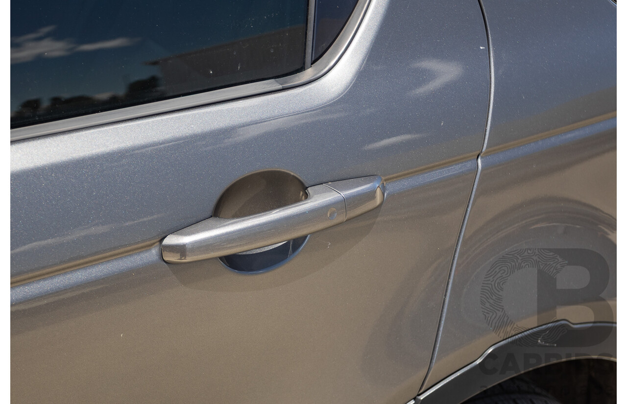 05/2017 Land Rover Discovery Sport TD4 150 HSE (AWD) LC MY17 4D Wagon Corris Grey Metallic Turbo Diesel 2.0L - 7 Seat