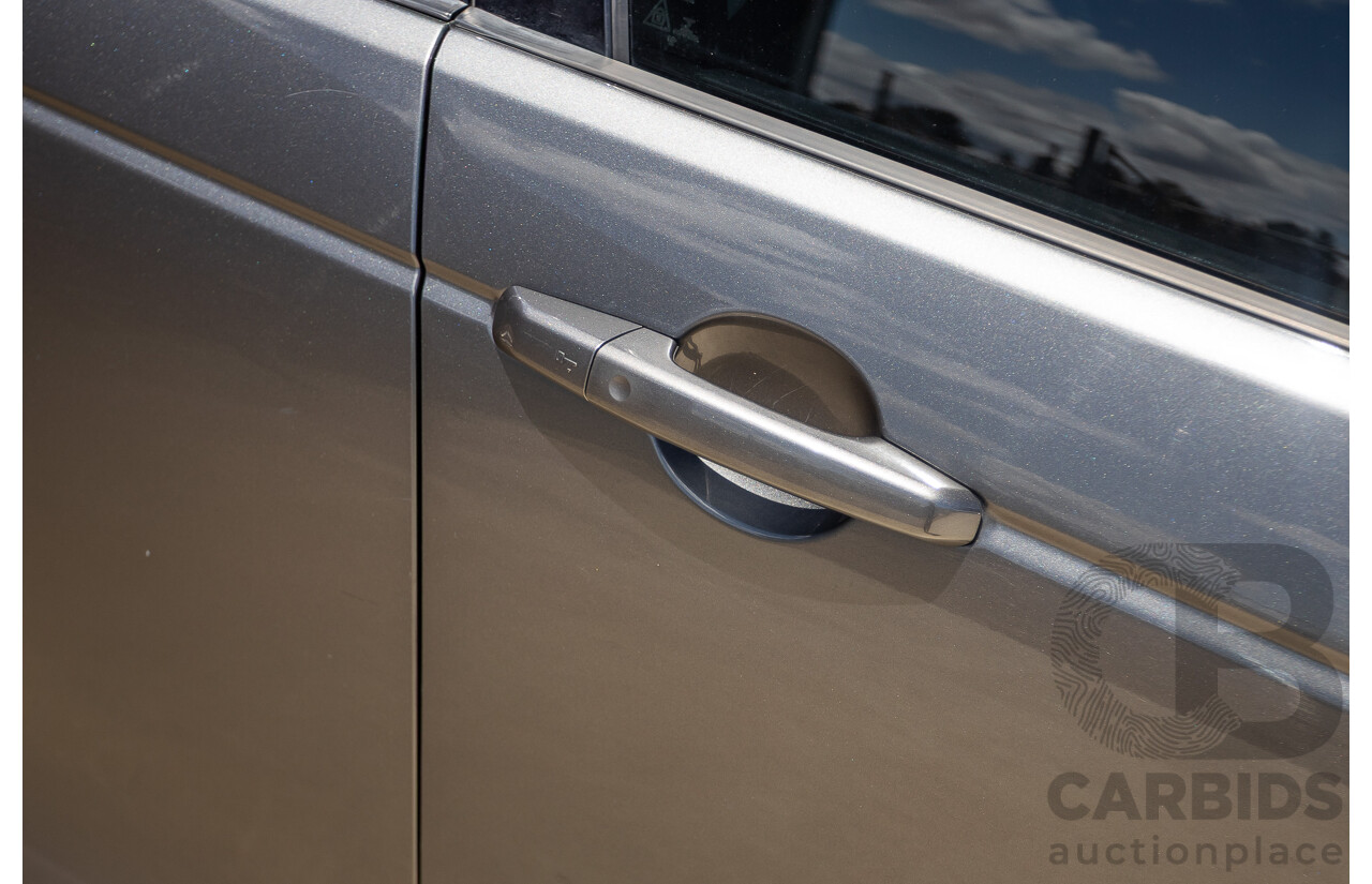 05/2017 Land Rover Discovery Sport TD4 150 HSE (AWD) LC MY17 4D Wagon Corris Grey Metallic Turbo Diesel 2.0L - 7 Seat