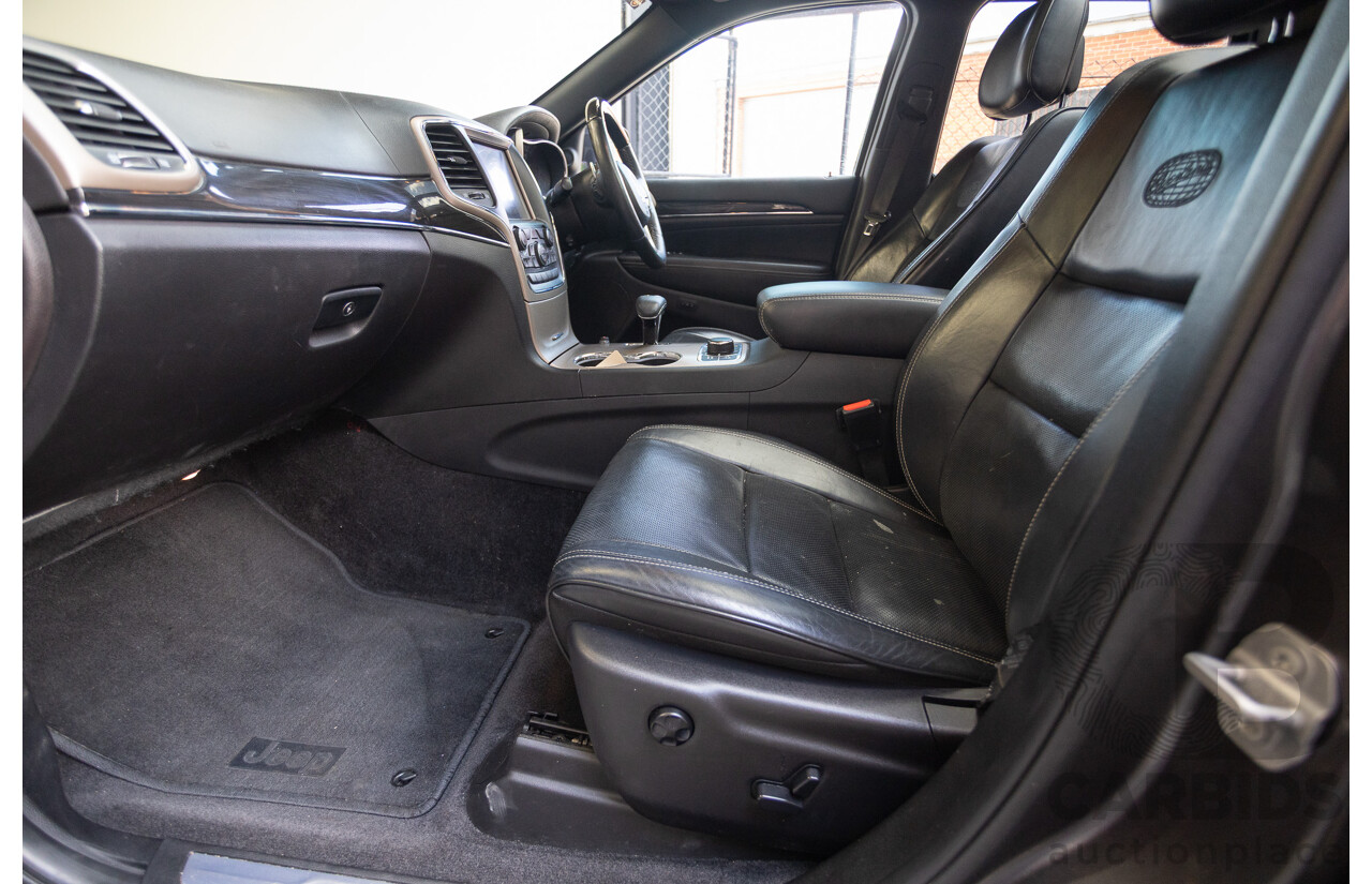 11/2016 Jeep Grand Cherokee Overland (4x4) WK MY15 4D Wagon Granite Crystal Metallic 3.6L V6