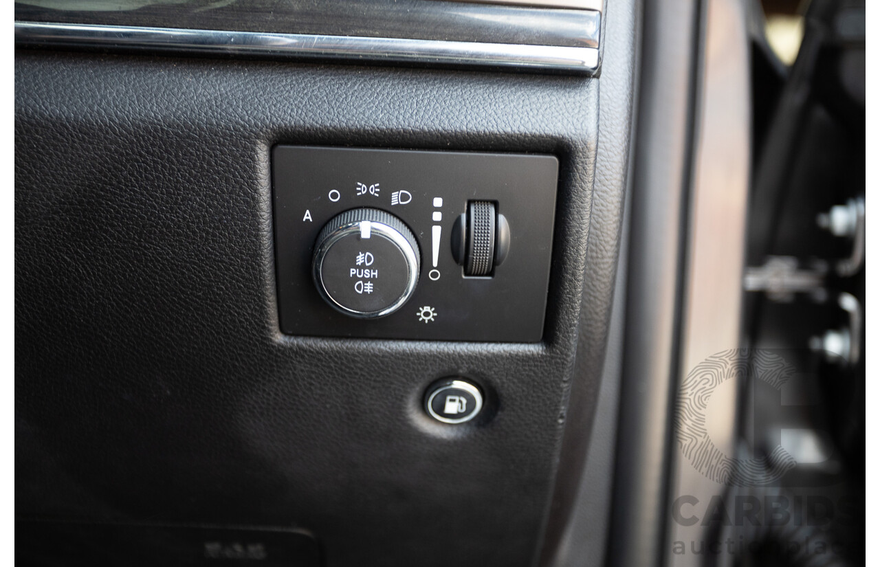 11/2016 Jeep Grand Cherokee Overland (4x4) WK MY15 4D Wagon Granite Crystal Metallic 3.6L V6