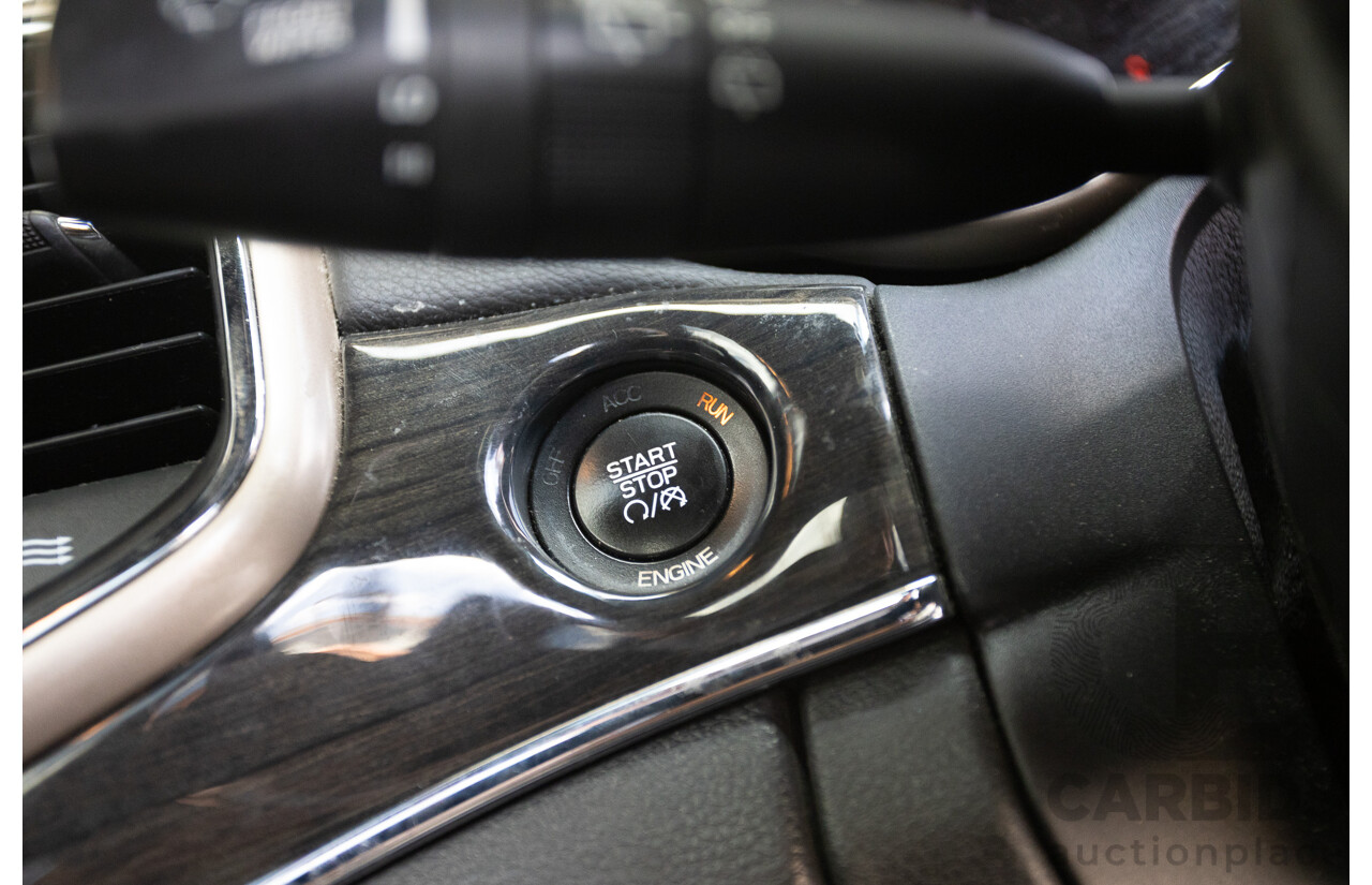 11/2016 Jeep Grand Cherokee Overland (4x4) WK MY15 4D Wagon Granite Crystal Metallic 3.6L V6