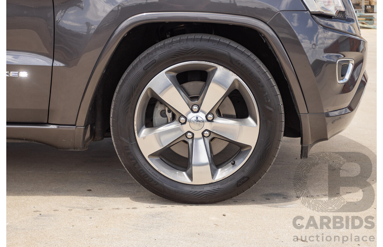 11/2016 Jeep Grand Cherokee Overland (4x4) WK MY15 4D Wagon Granite Crystal Metallic 3.6L V6