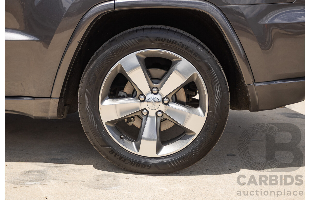 11/2016 Jeep Grand Cherokee Overland (4x4) WK MY15 4D Wagon Granite Crystal Metallic 3.6L V6