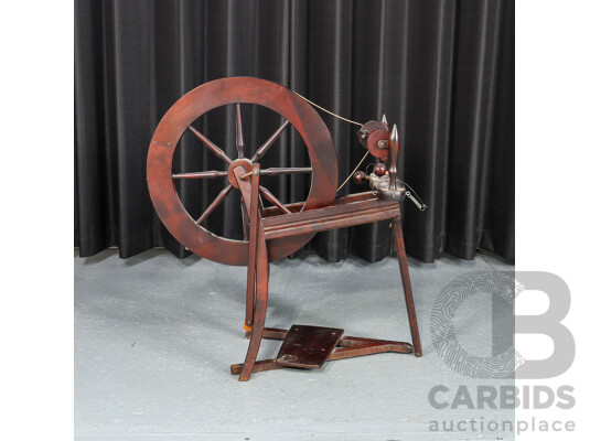 Ashford Traditional Spinning Wheel