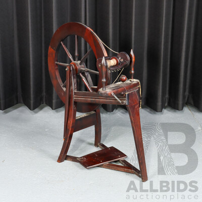 Ashford Traditional Spinning Wheel