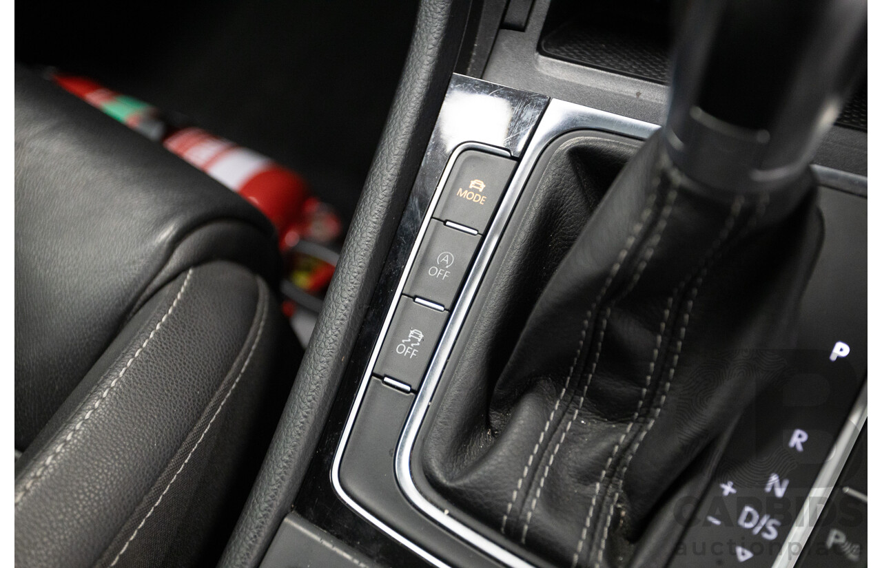 8/2016 Volkswagen Golf R (AWD) AU MY17 5D Hatchback Lapiz Blue Metallic Turbo 2.0L