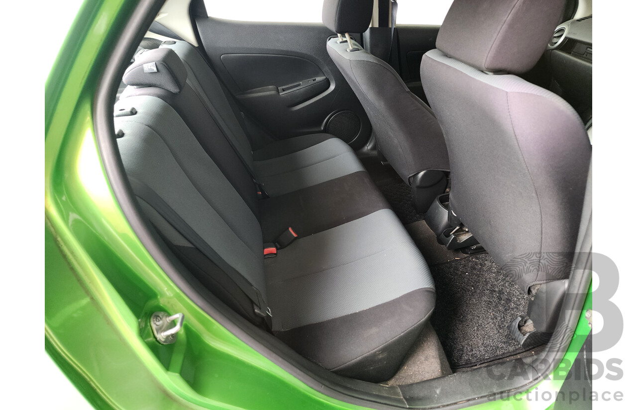 11/2010 Mazda Mazda2 NEO DE MY10 5d Hatchback Green 1.5L