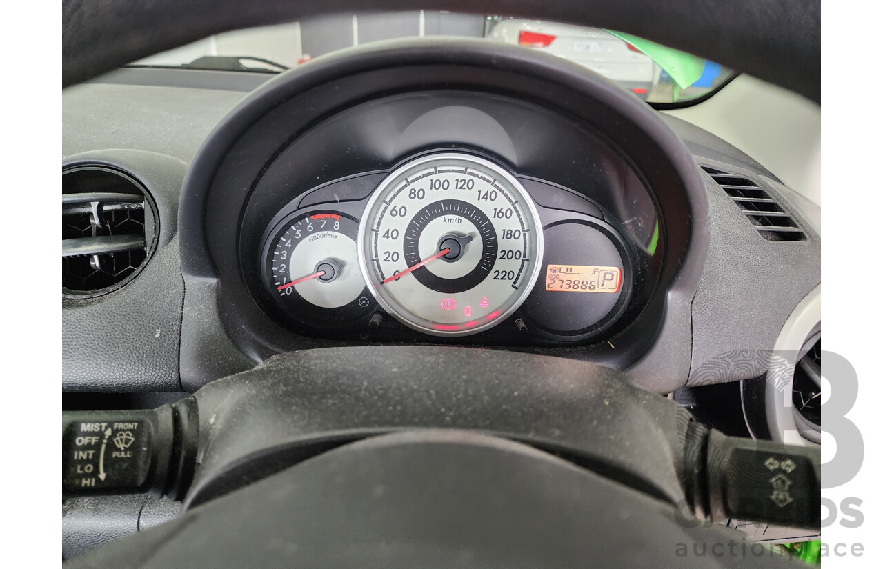 11/2010 Mazda Mazda2 NEO DE MY10 5d Hatchback Green 1.5L