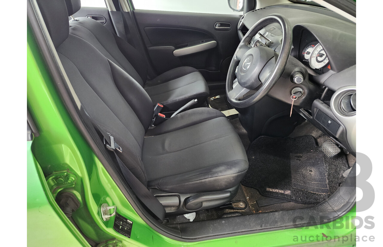 11/2010 Mazda Mazda2 NEO DE MY10 5d Hatchback Green 1.5L