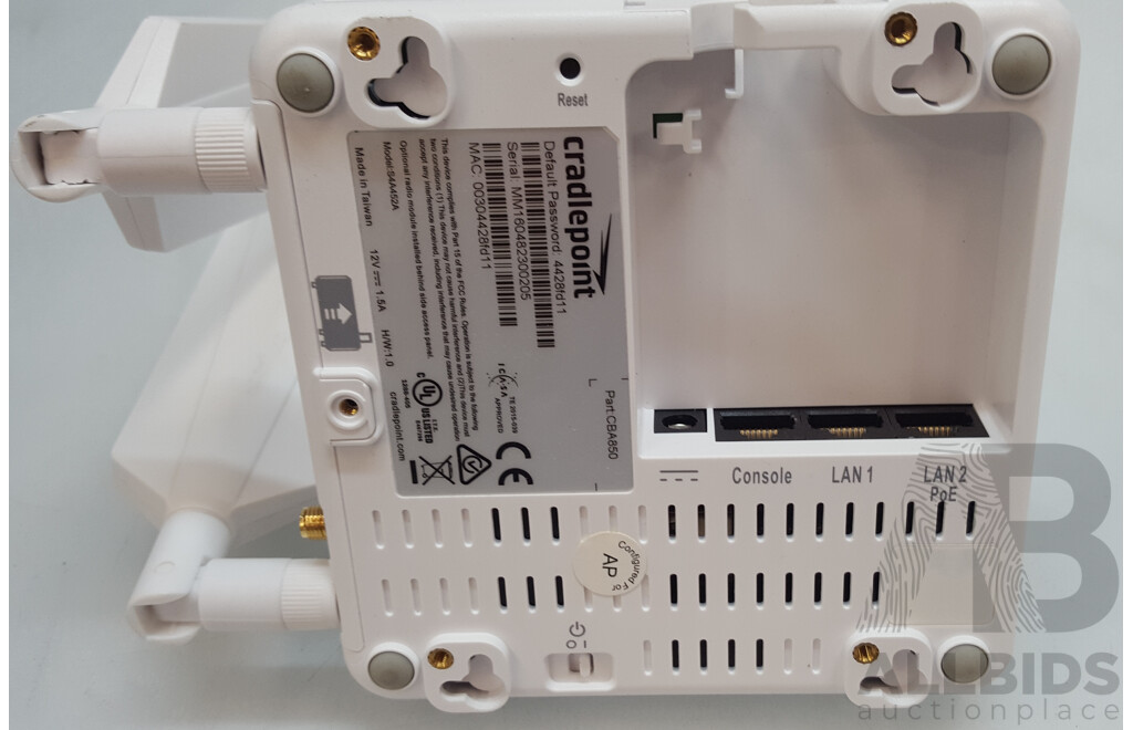 Cradlepoint (CBA850) Series LTE Adapter w/ Power Supply