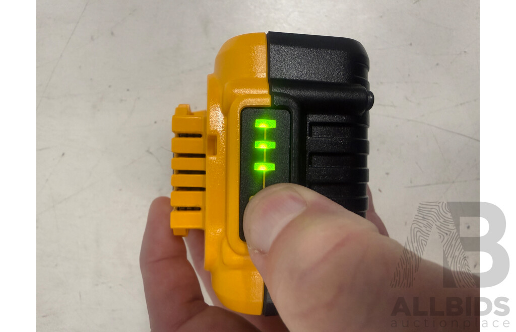 Kit of DeWalt Power Tools Including DCF709: 18V XR Brushless Hammer Drill Driver + DCF809: 18V XR Brushless Impact Driver + DCF922: 18V XR Brushless 1/2