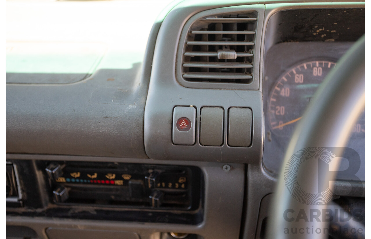 06/1994 Isuzu NPR400 Medium Tray Top Truck 4x2 White Diesel 4.3L