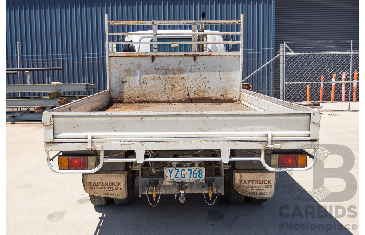 06/1994 Isuzu NPR400 Medium Tray Top Truck 4x2 White Diesel 4.3L