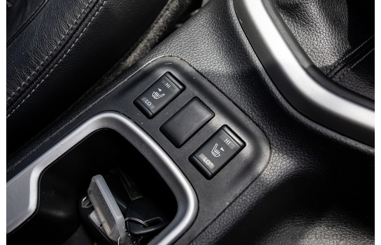 06/2017 Nissan Navara ST-X (4x4) D23 Series II Dual Cab Utility Cosmic Black Metallic Turbo Diesel 2.3L