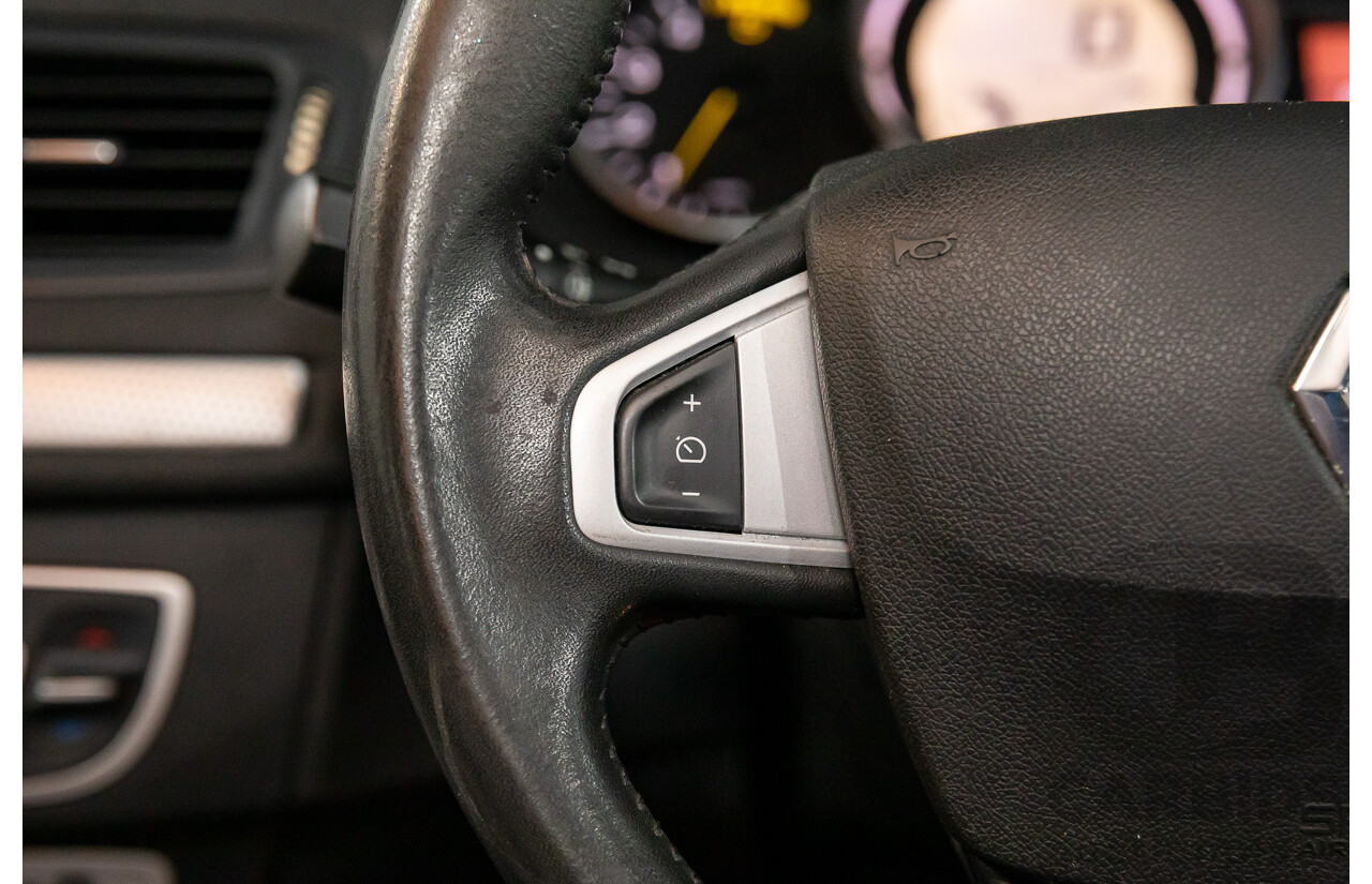 1/2011 Renault Megane Privilege 1.5dci X32 5d Hatchback Diamond Black Turbo Diesel 1.5L