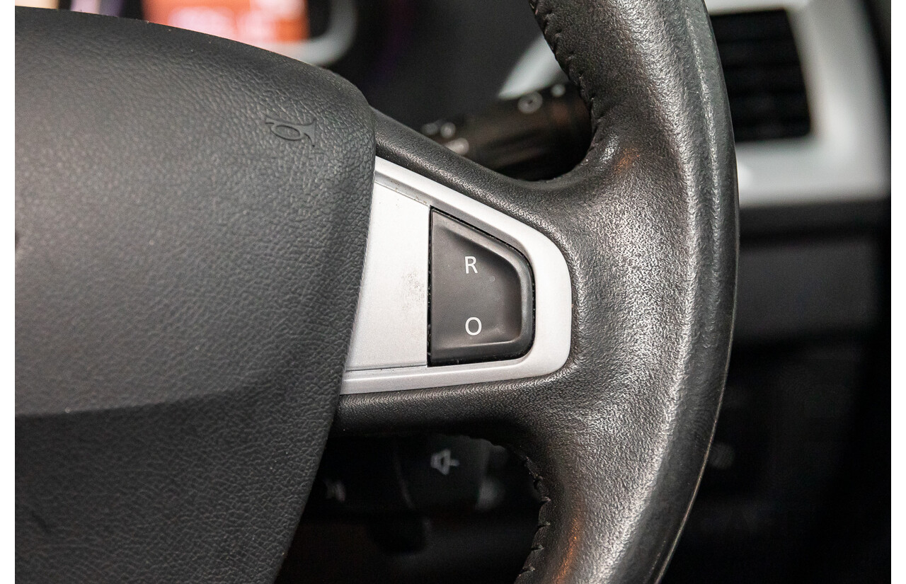 1/2011 Renault Megane Privilege 1.5dci X32 5d Hatchback Diamond Black Turbo Diesel 1.5L