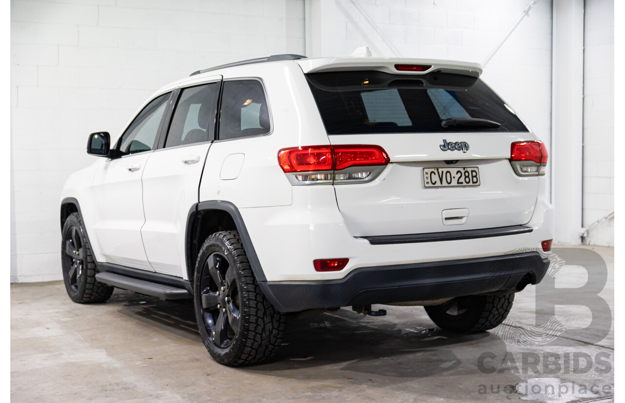 10/2014 Jeep Grand Cherokee Laredo (4x2) WK MY14 4d Wagon Bright White V6 3.6L
