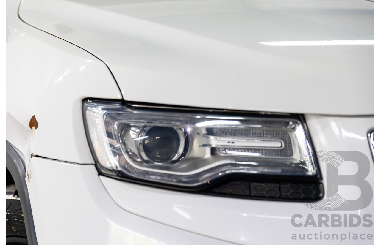 10/2014 Jeep Grand Cherokee Laredo (4x2) WK MY14 4d Wagon Bright White V6 3.6L