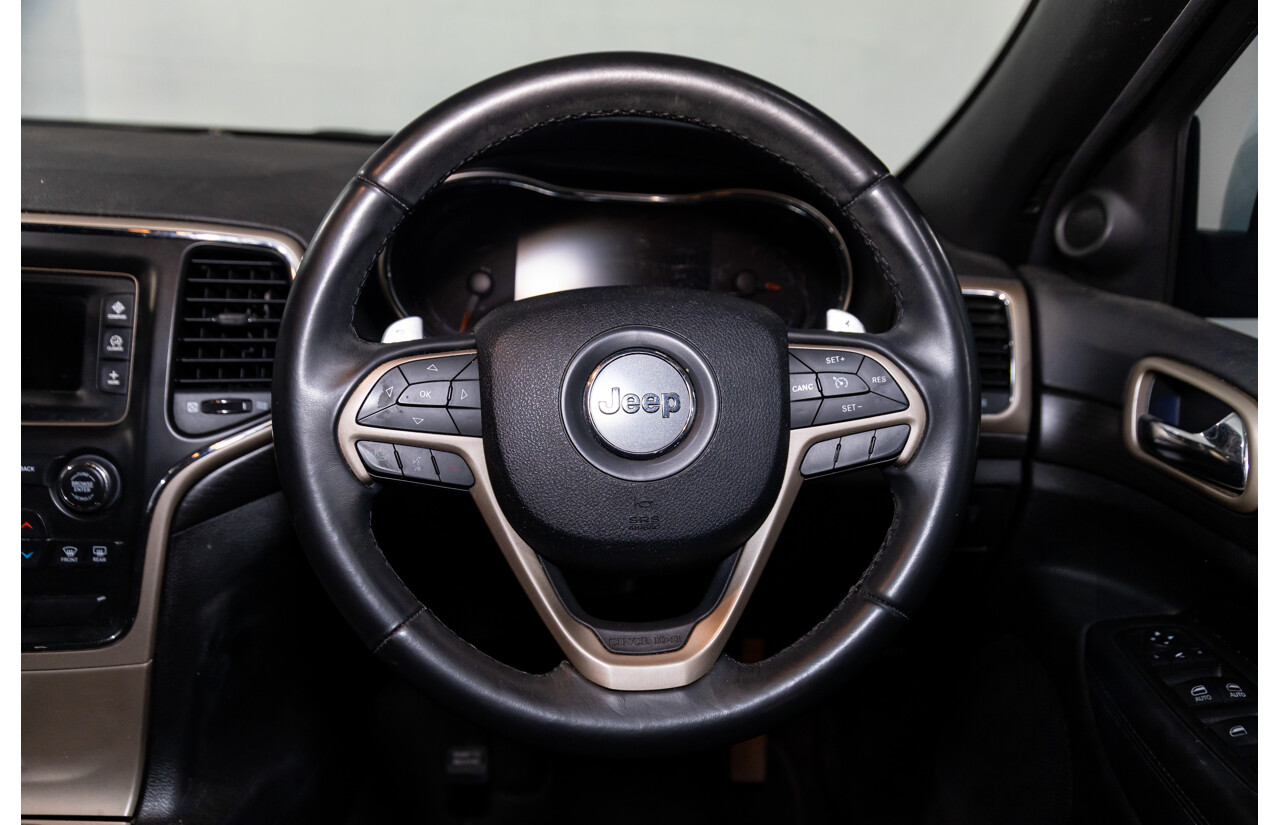 10/2014 Jeep Grand Cherokee Laredo (4x2) WK MY14 4d Wagon Bright White V6 3.6L