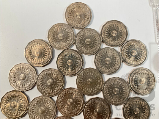 Forty One Australian 1977 Fifty Cent Coins, Silver Jubilee High Grade