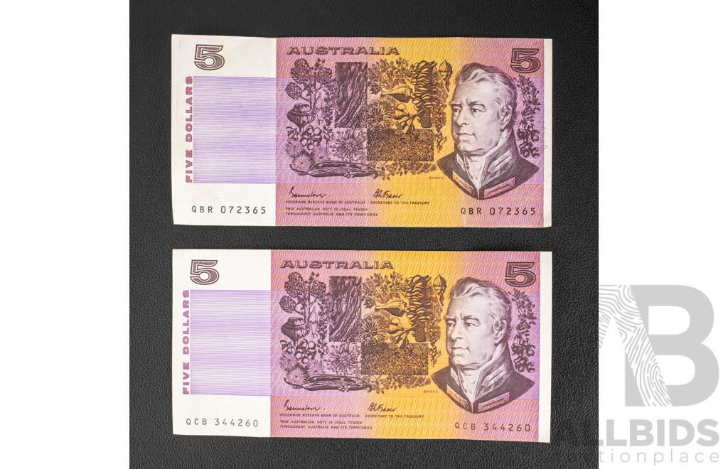 Two Australian 1985 Five Dollar Notes, Johnston/Fraser, R209a, QBR 072365 and QCB 44260