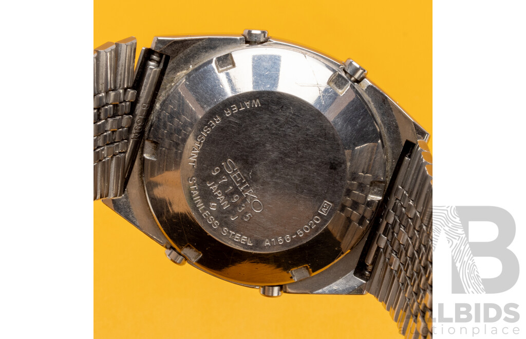 Vintage Seiko LC Digital Quartz Alarm Chronograph - A156-5020