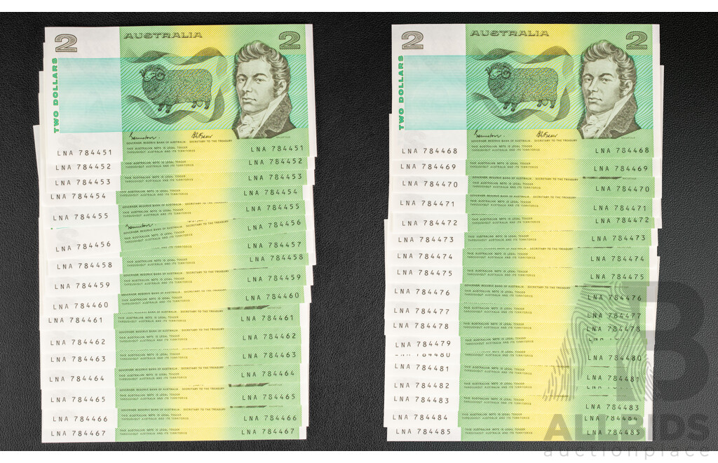 Thirty Five Australian 1985 Two Dollar Notes, Johnston/Fraser, Consecutive LNA 784451 - LNA784485
