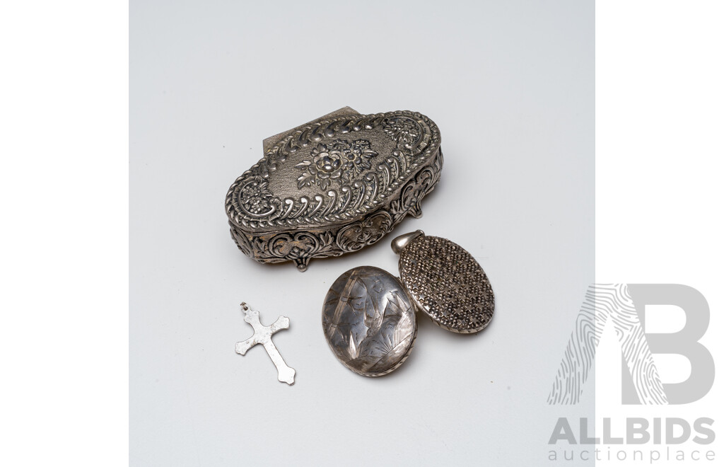 Collection of Vintage Watches, Jewellery and Trinket Box - Lot of 8