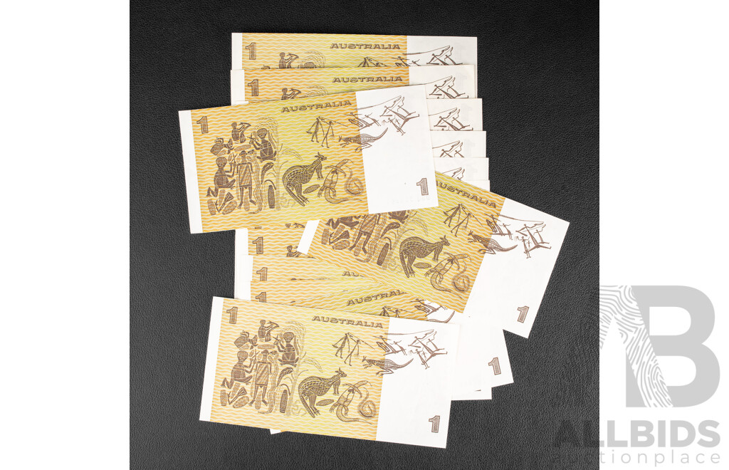 Twenty Two Australian 1982 One Dollar Notes, Johnston/Stone R78 Including Last Prefix DPS 730421, R78L